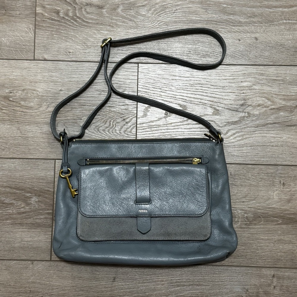 Vintage Fossil kinley Gray Leather Crossbody Brass Key Charm